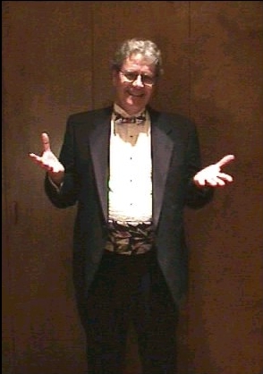 Magician Chaz Misenheimer entertains at a trade association banquet